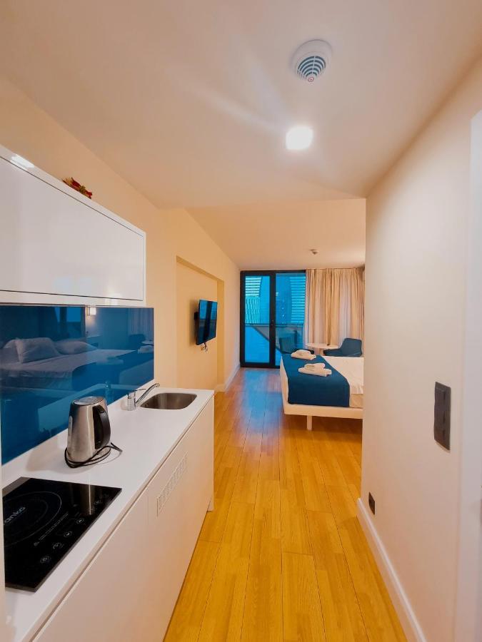 Orbi City Aparthotel Sea View Batumi Exteriör bild